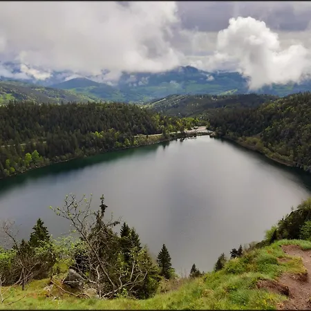 Sur La Rive Du Appartamento